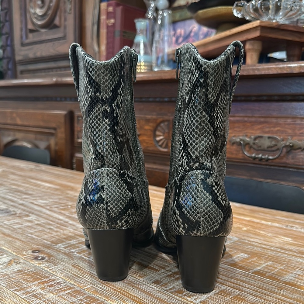 Matisse Bambi cowboy Snakeskin Patterned Ankle Boots - Picture 2 of 3